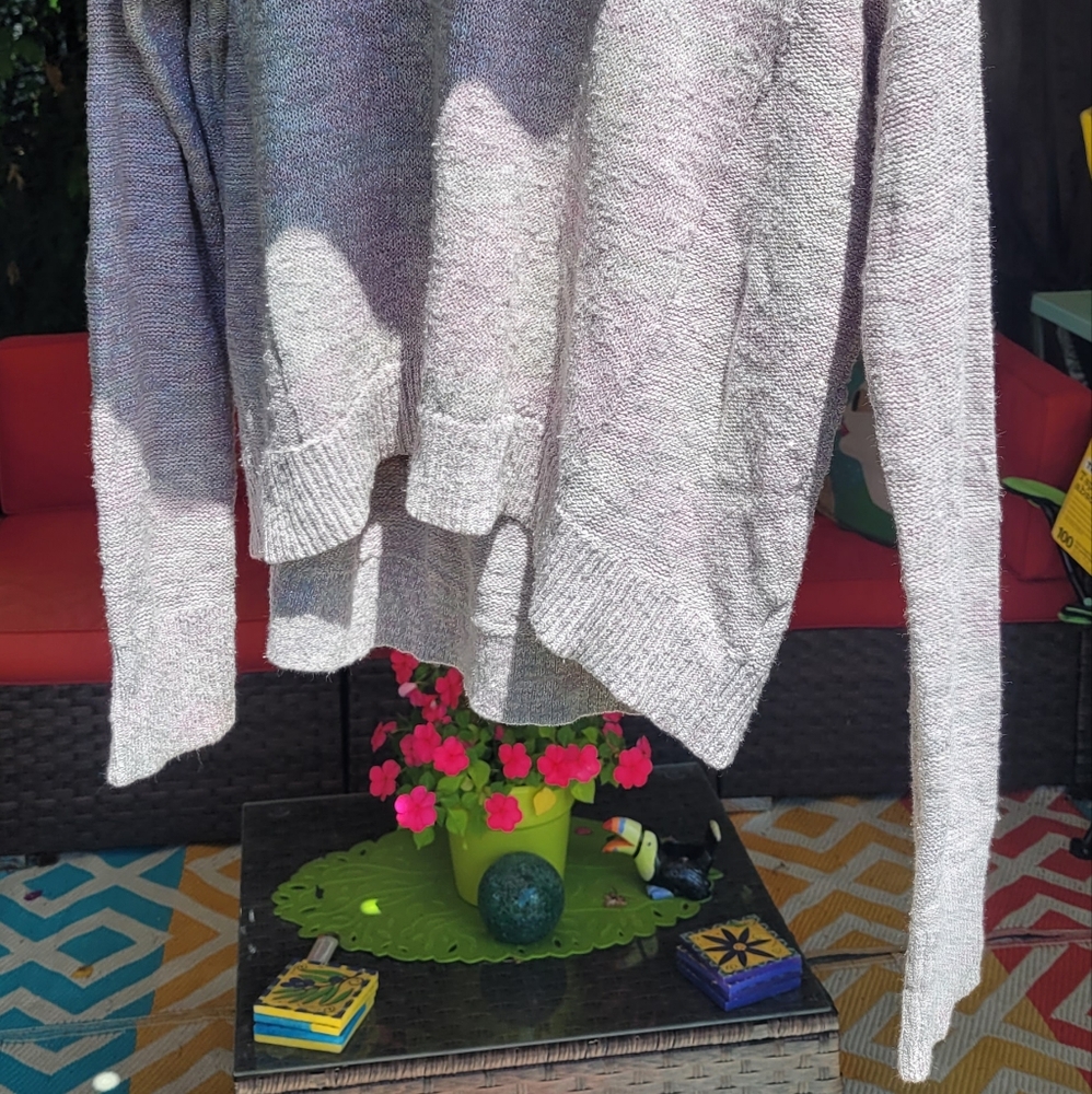 Sparkly ✨️ Light Sweater - Picture 5 of 5